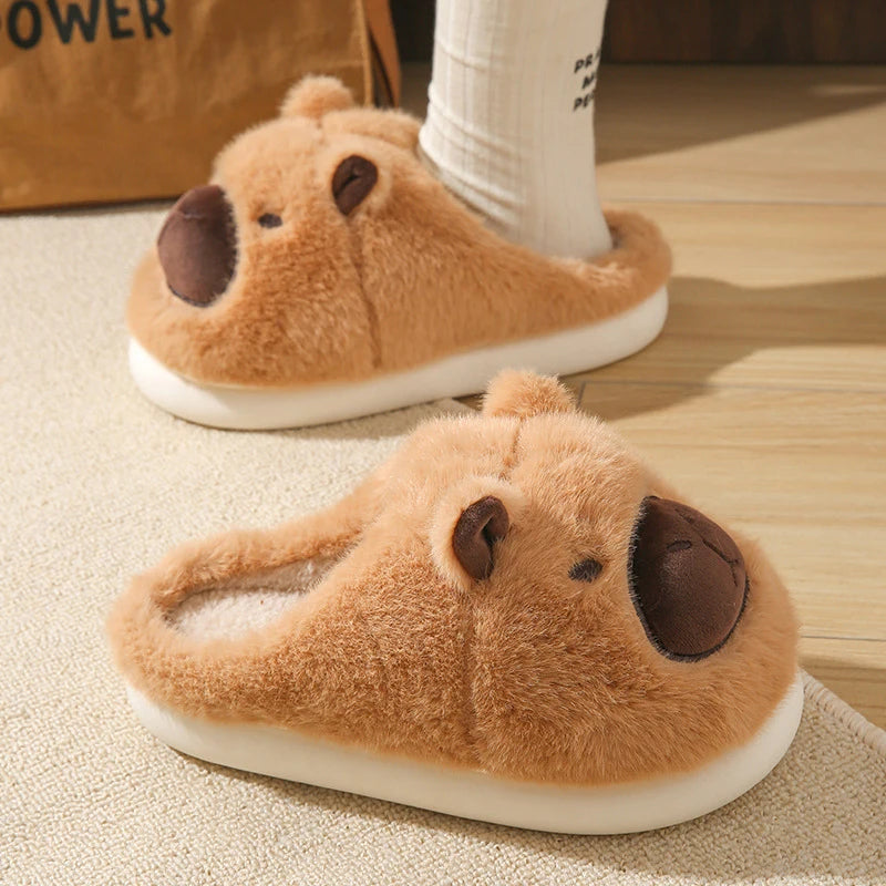 Pantoufles Capybara en Peluche – Chaussons Doux & Antidérapants