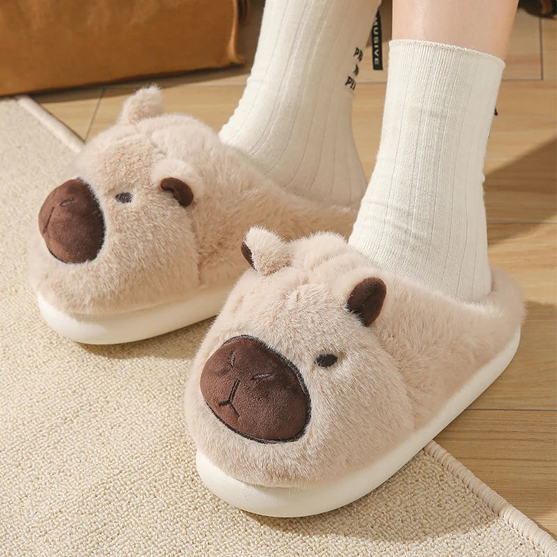 Pantoufles Capybara en Peluche – Chaussons Doux & Antidérapants