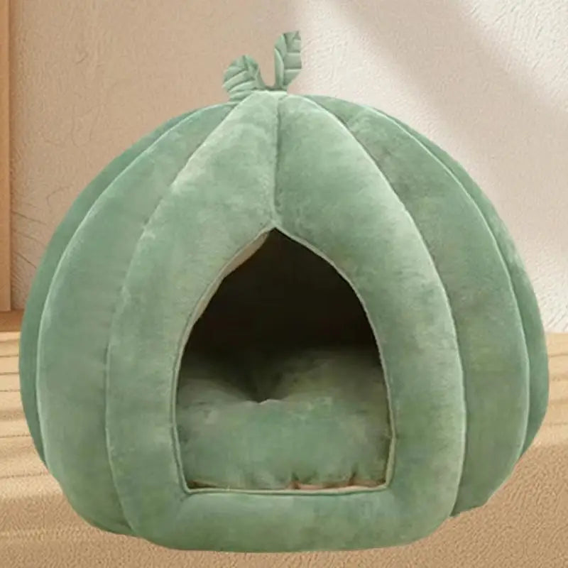 Lits pour chat épaissi fermé maison pour chat pour animaux de compagnie lit citrouille chat cachette fournitures d'hiver pour chatons petits chiens animaux de compagnie